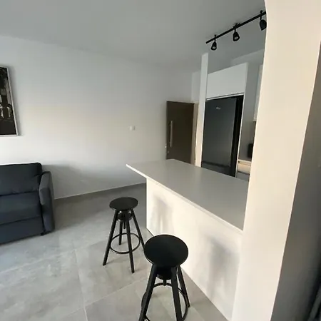 דירה Greco 1 Bedroom לימסול